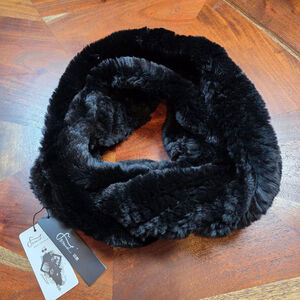 Women's Ferand Black Real Fur Scarf One Size